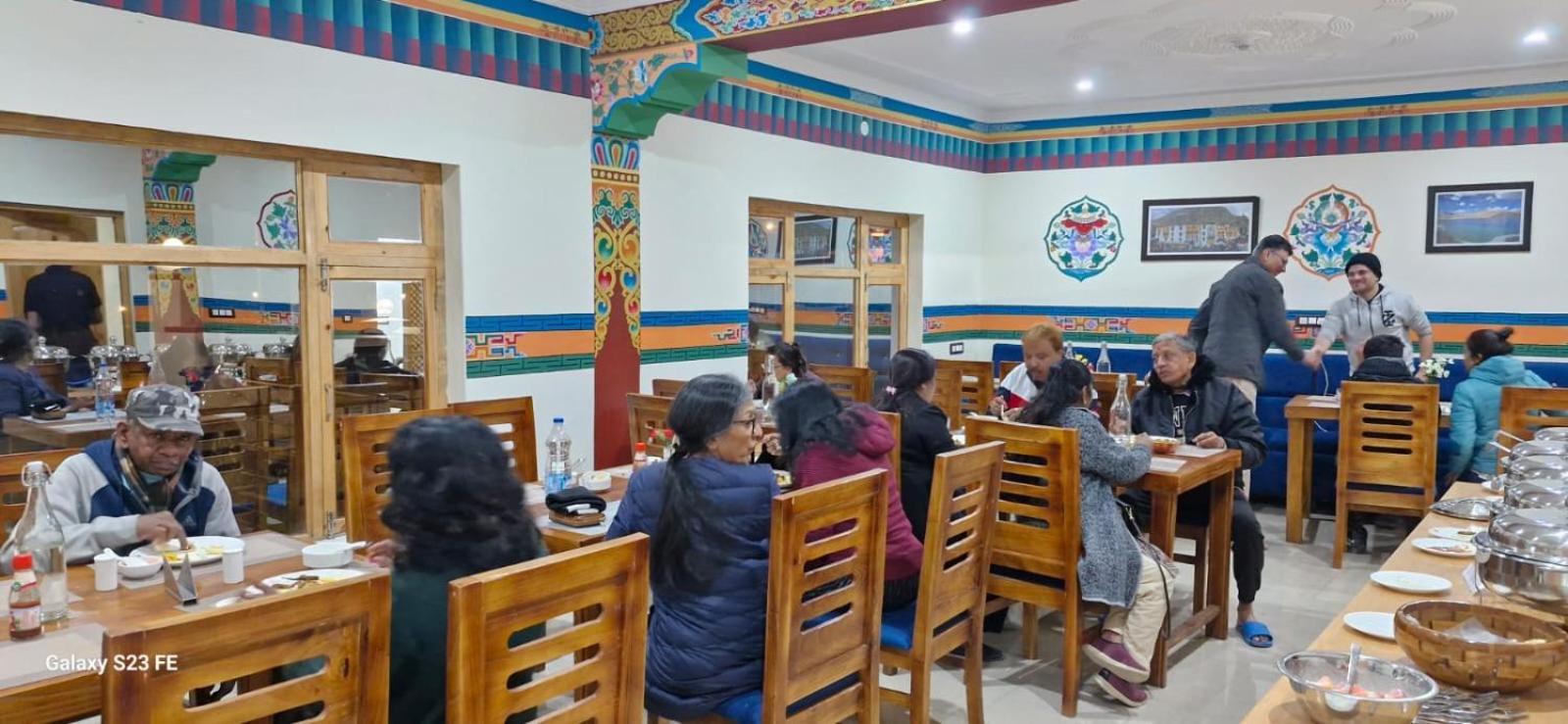 The Nangsay Hotel Leh Extérieur photo